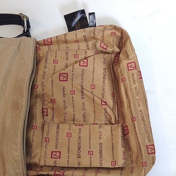 STONE MOUNTAIN LEATHER Shoulder Bag Navy Cream - Picture 12 of 16